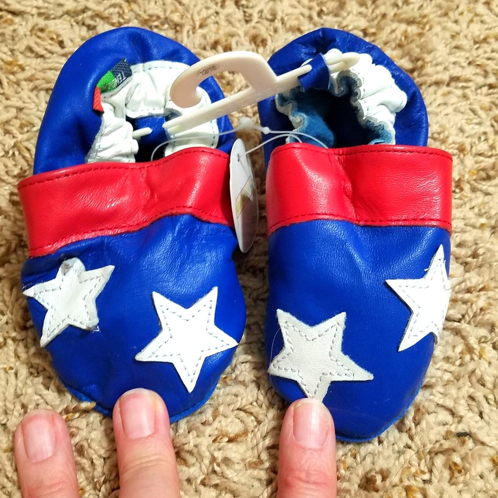 New Genuine Suede Tender Toes Baby Shoes 12-18mon